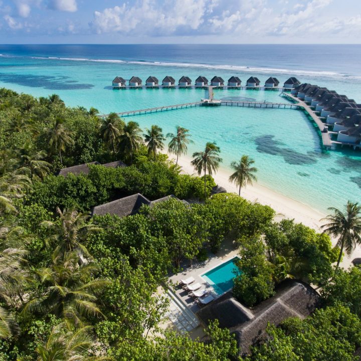 Plage ou Pilotis, quelle chambre choisir aux Maldives ?