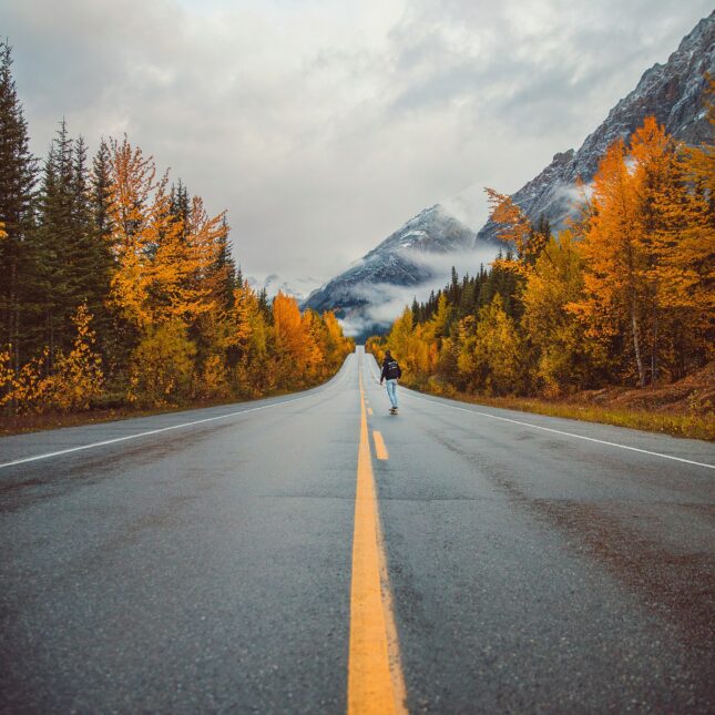 Les routes du Canada à l'automne