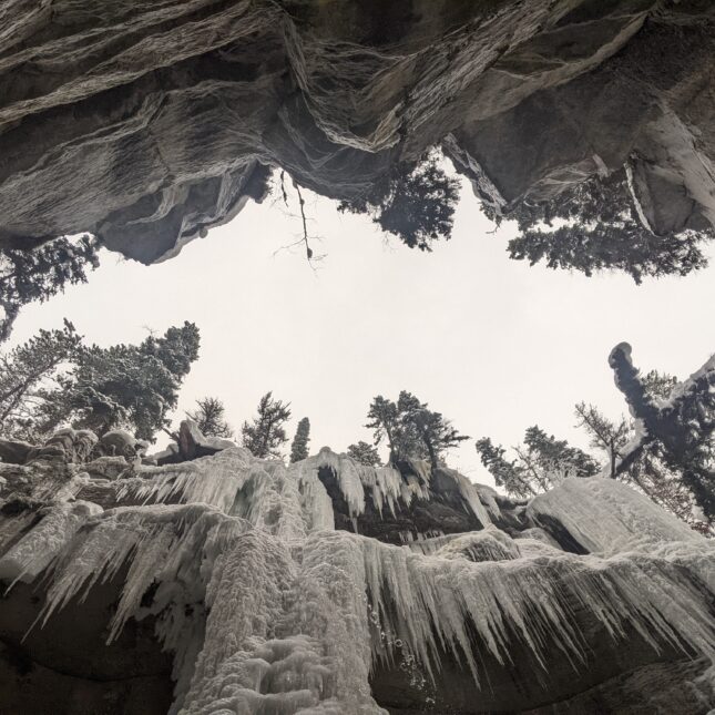 Cascades gelées Marmot Canyon
