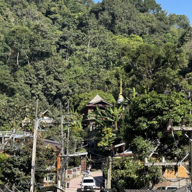 Le superbe village de Mae Kampong